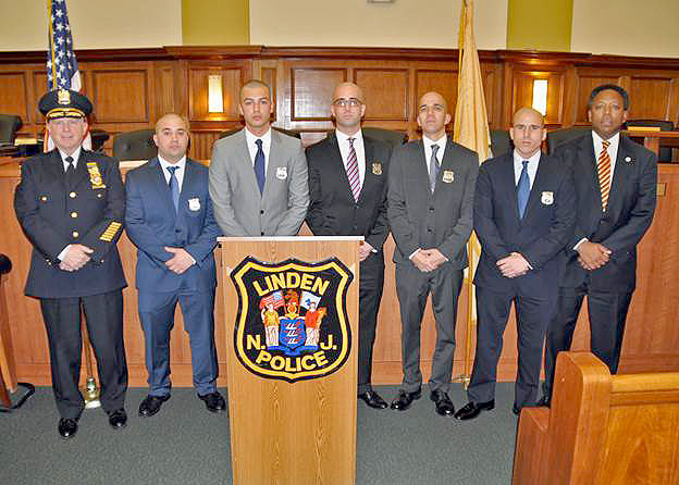 (right, l-r): Chief James M. Schulhafer; Police Officers John Basich, Edward Mack IV, Joseph Appello III, Daniel Mendes, Robert Smith, and Mayor Derek Armstead.