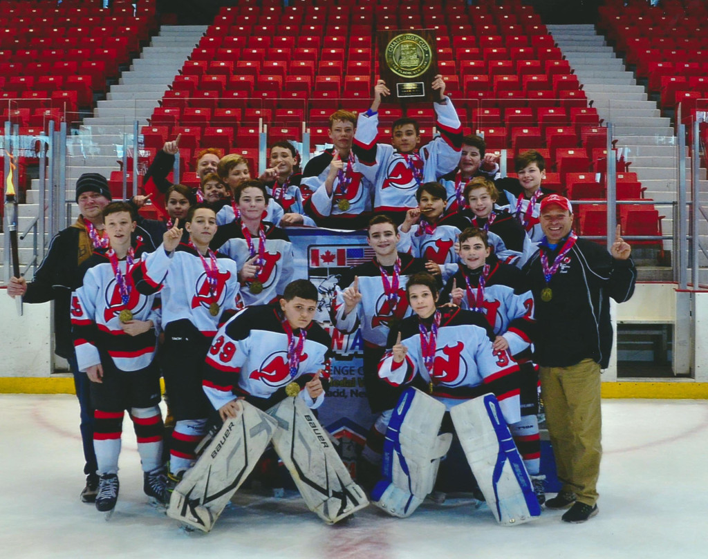 (above, Back Row, l-r): Coach Paul (holding the torch), Jack Fischer (equip mgr), William Schneider, Matthew Pupko (goalie coach), Hugh Zanelli, Matthew Wolmelsdorf, James Cummings, Michael Bonomo (holding the plague), Kieran Hollander, Kyle Remo (Next Row, l-r): Jack Stein, Justin Hornstein, Harrison Grange, William Fischer, Andrew Walsh (Front Row, l-r): Ryan Lamberta(Goalie), Ryan Potechin, Benjamin Pupko, George Schneider (Asst Coach), Daniel Lynes(Goalie).